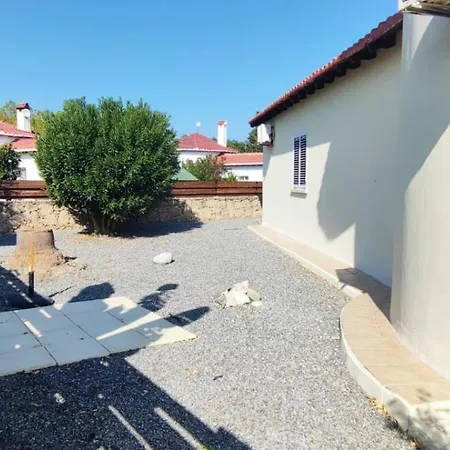 别墅 Near Agios Epiktitos